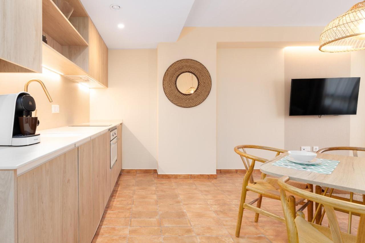 Apartamentos Las Ciencias K Валенсия Екстериор снимка